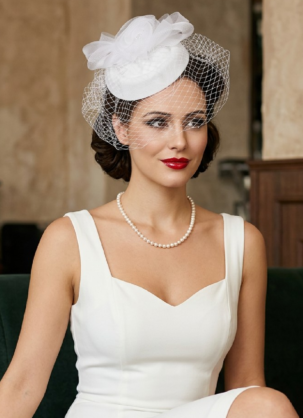 Tocado blanco, tocado vintage para mujer, sombrero tipo pastillero, sombrero vintage para mujer, tocado para mujer, tocado de boda, tocado nupcial, tocado festivo, tocado elegante para mujer, tocado de los años 50, sombrero de los años 40, tocado rockabilly para mujer, sombrero de boda vintage, sombrero de cóctel, tocado retro prohibido para mujer